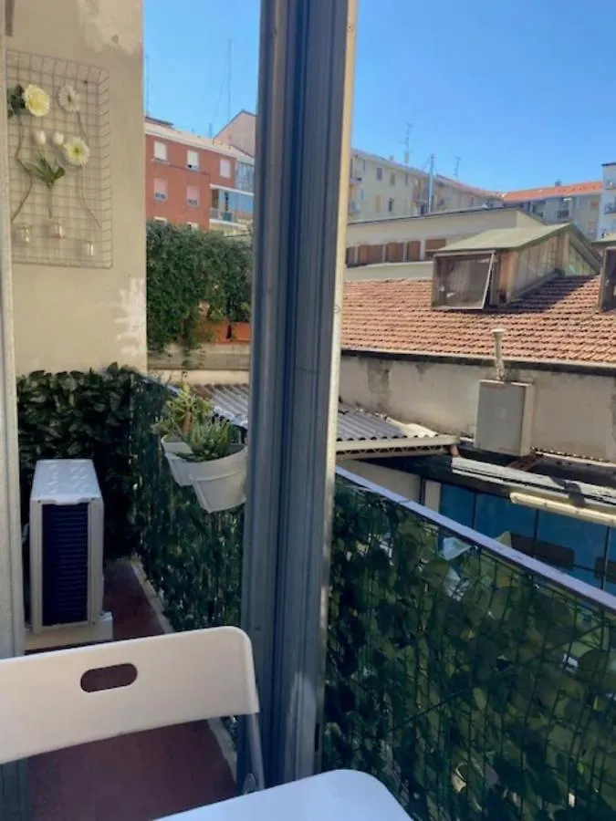 Milan Cozy Apartment Gambara - Sansiro 0*,