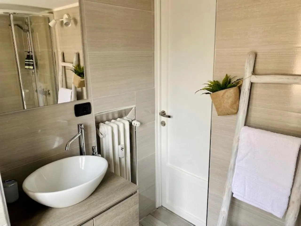 Milan Cozy Apartment Gambara - Sansiro 0*,